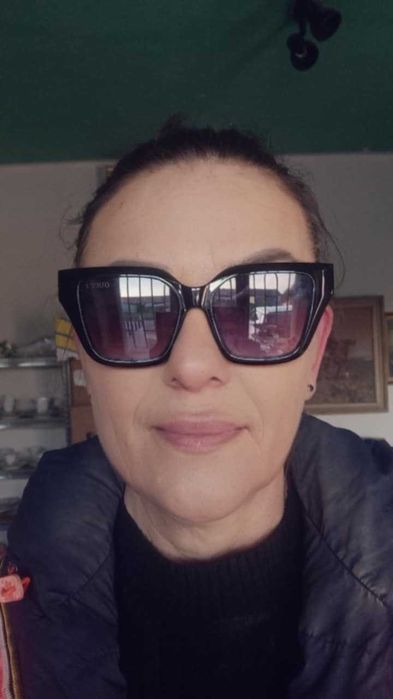 przeciwsłoneczne oryginalne GUCCI w etui - z własnej kolekcji