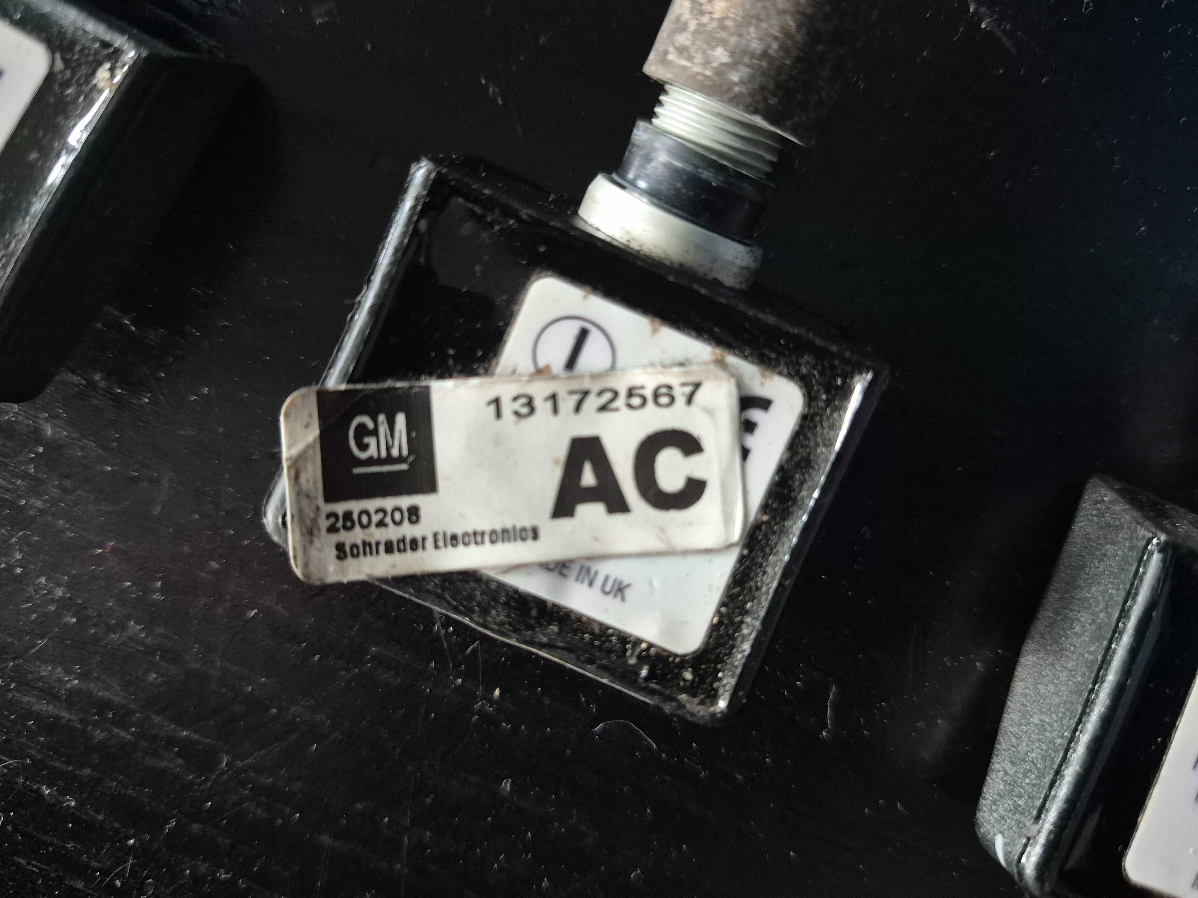 Czujniki ciśnienia kół TPMS OPEL