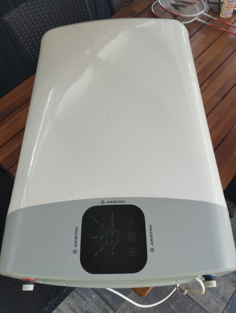 Boiler elektryczny Ariston(uszkodzony)