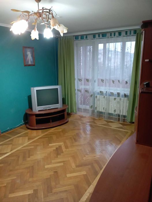 Здається квартира з І/О.