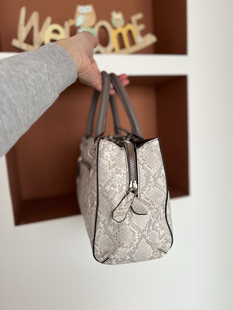Сумка guess оригінал з тисненням під пітона
