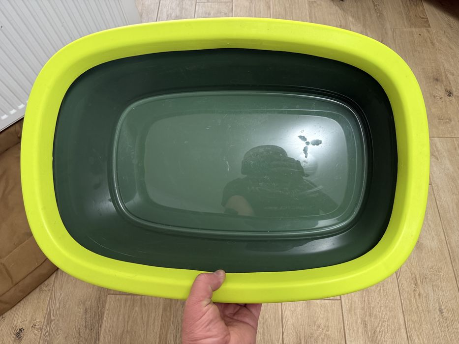 Лоток для котов итальянский продам