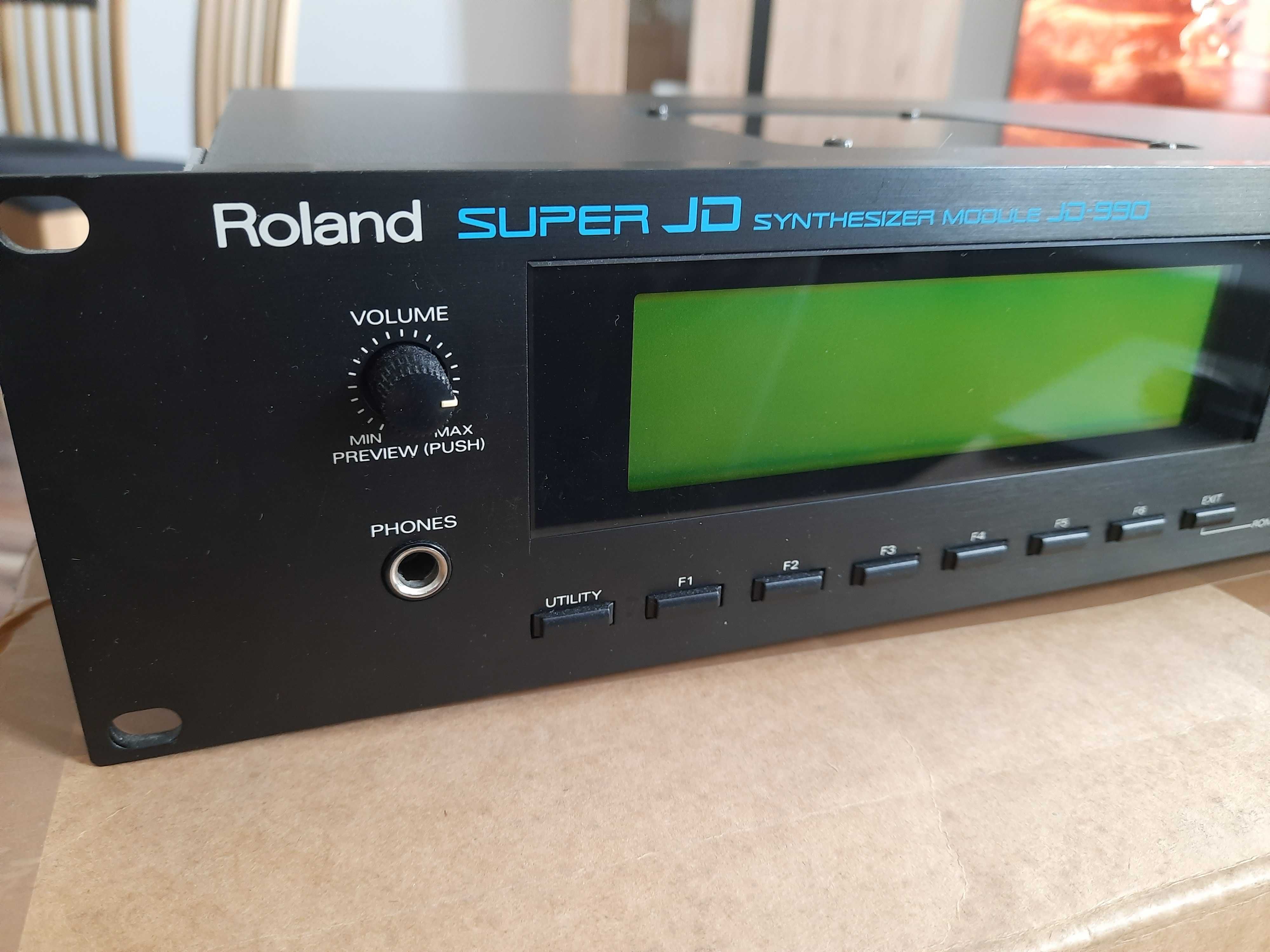 ROLAND JD990 moduł brzmieniowy + karta VINTAGE SYNTH JV08 - 04 230V