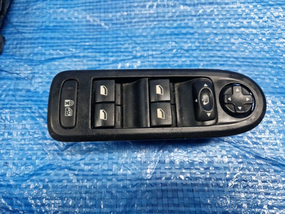 Citroen C5 III przełącznik szyb i lusterek Oryginał Europa