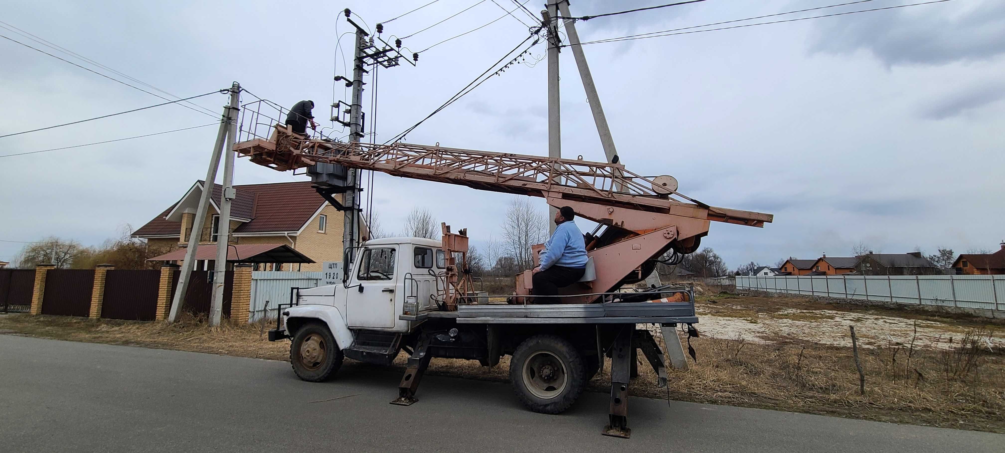 Підключаємо до електричних мереж ДТЕК Київа та області, "Зелений"тариф