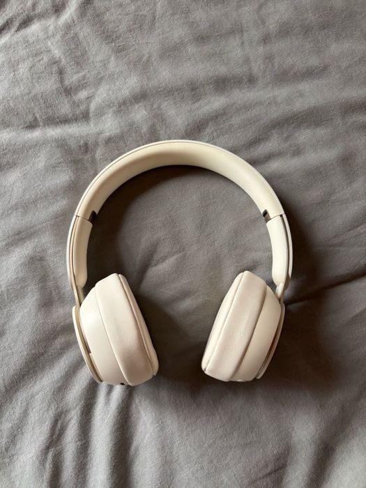 beats solo pro noise cancelling