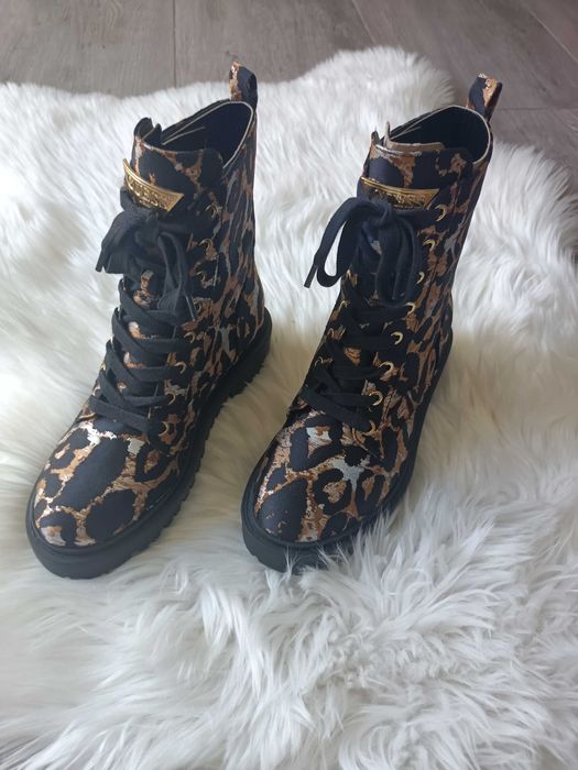 botki Guess 37 panterka