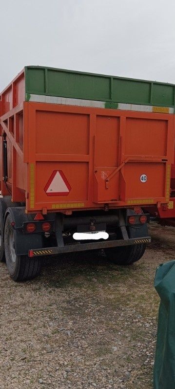Przyczepa wywrotka skorupa