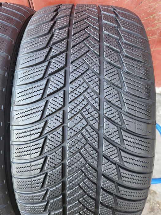 255/40/20 R20 Bridgestone Blizzak LM001 2шт ціна за 1шт шини