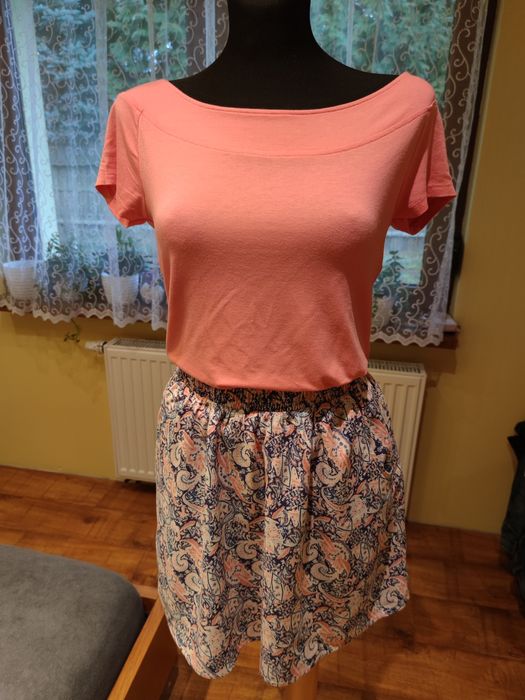 Spódnica letnia we wzory rozm. S