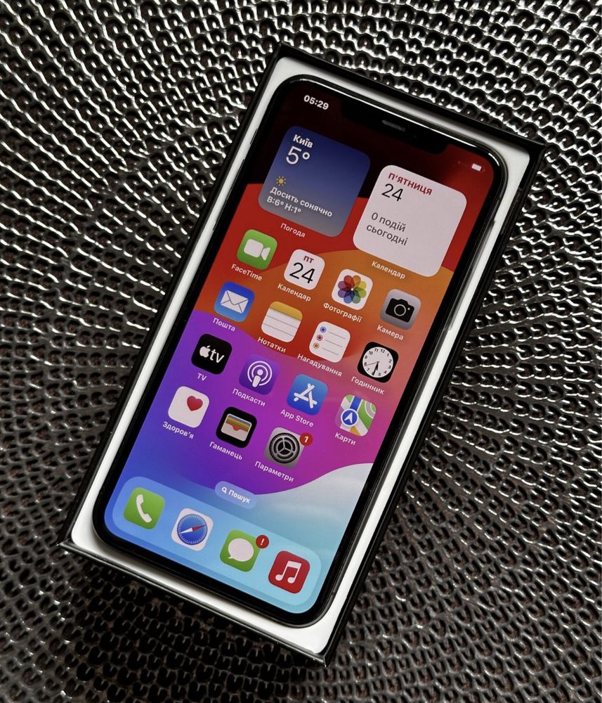 Айфон / iPhone 11 Pro Max 64GB Gray Neverlock + коробка + чехол