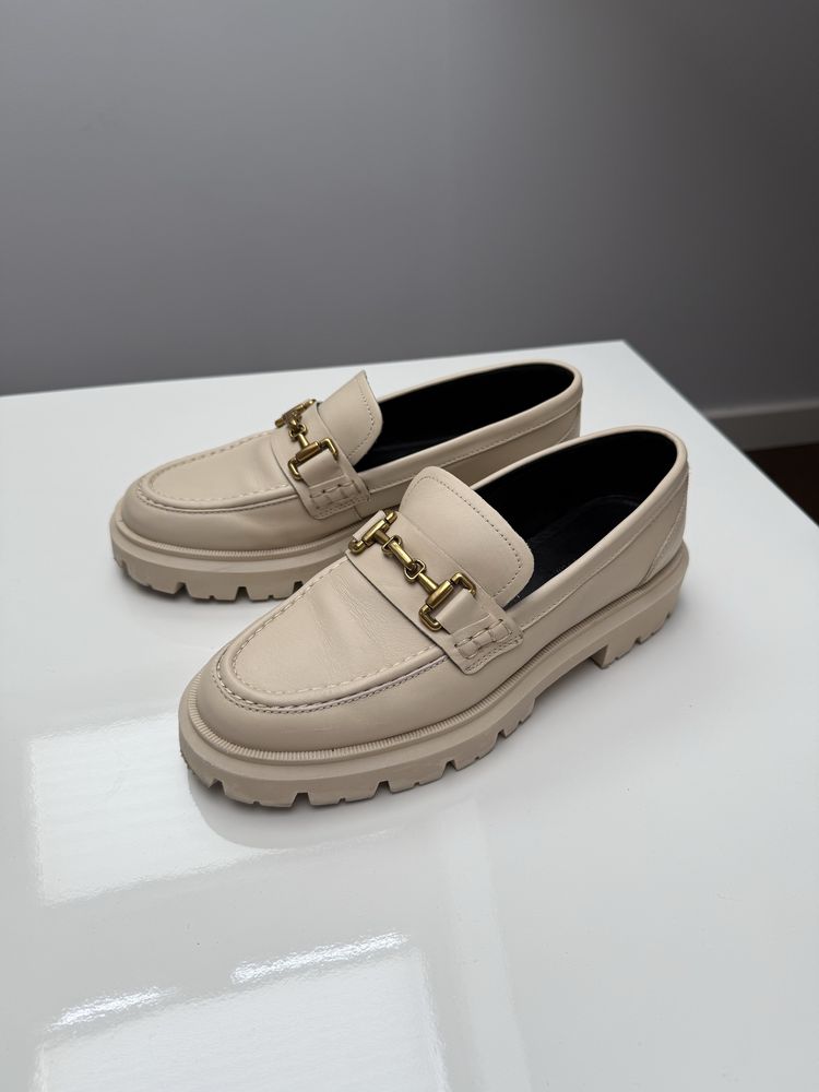 Mokasyny Massimo Dutti