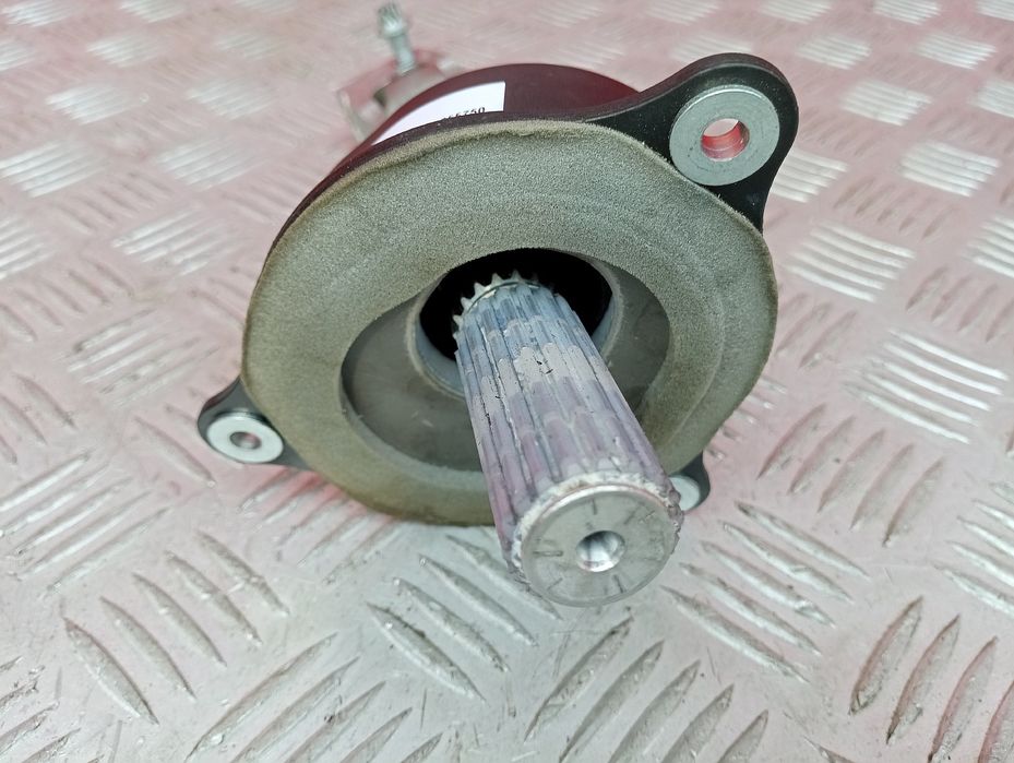 Рульовий кардан BMW X5 G05 хрестовина Рулевой кардан БМВ Г05 Розборка