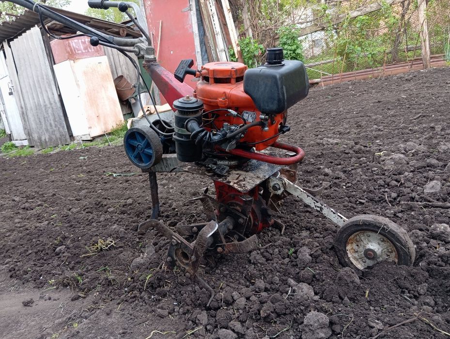 Мотокультиватор  робі52