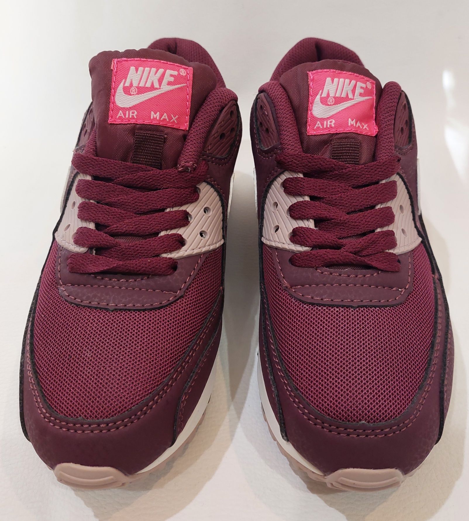 Nike Air Max  Bordo размер 35