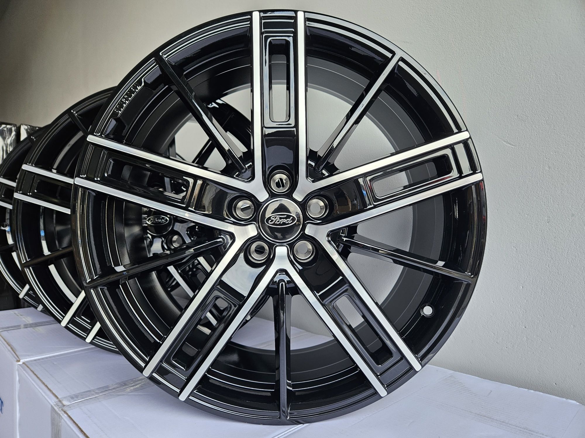 FORD 19 " Nowe 5x108 Kuga EDGE S-Max Mondeo Fusion Focus Czarne Felgi