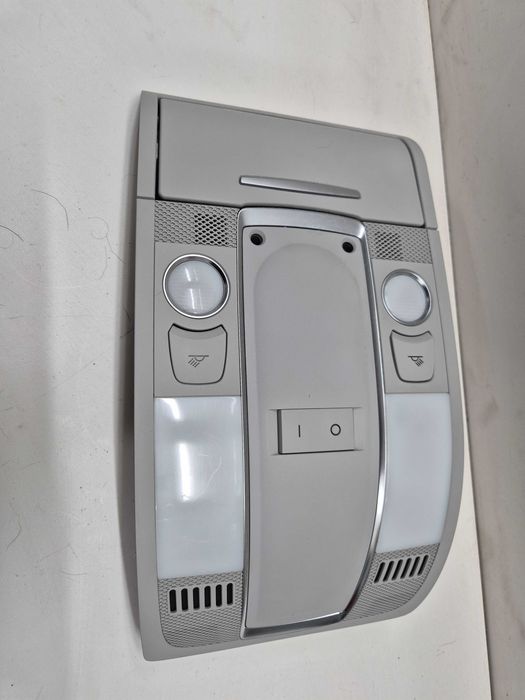 audi a6 c6 lampka oświetlenia oświetlenie kabiny LED