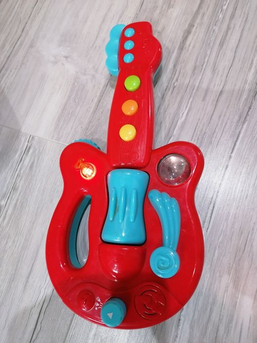 Gitara dziecięca grająca