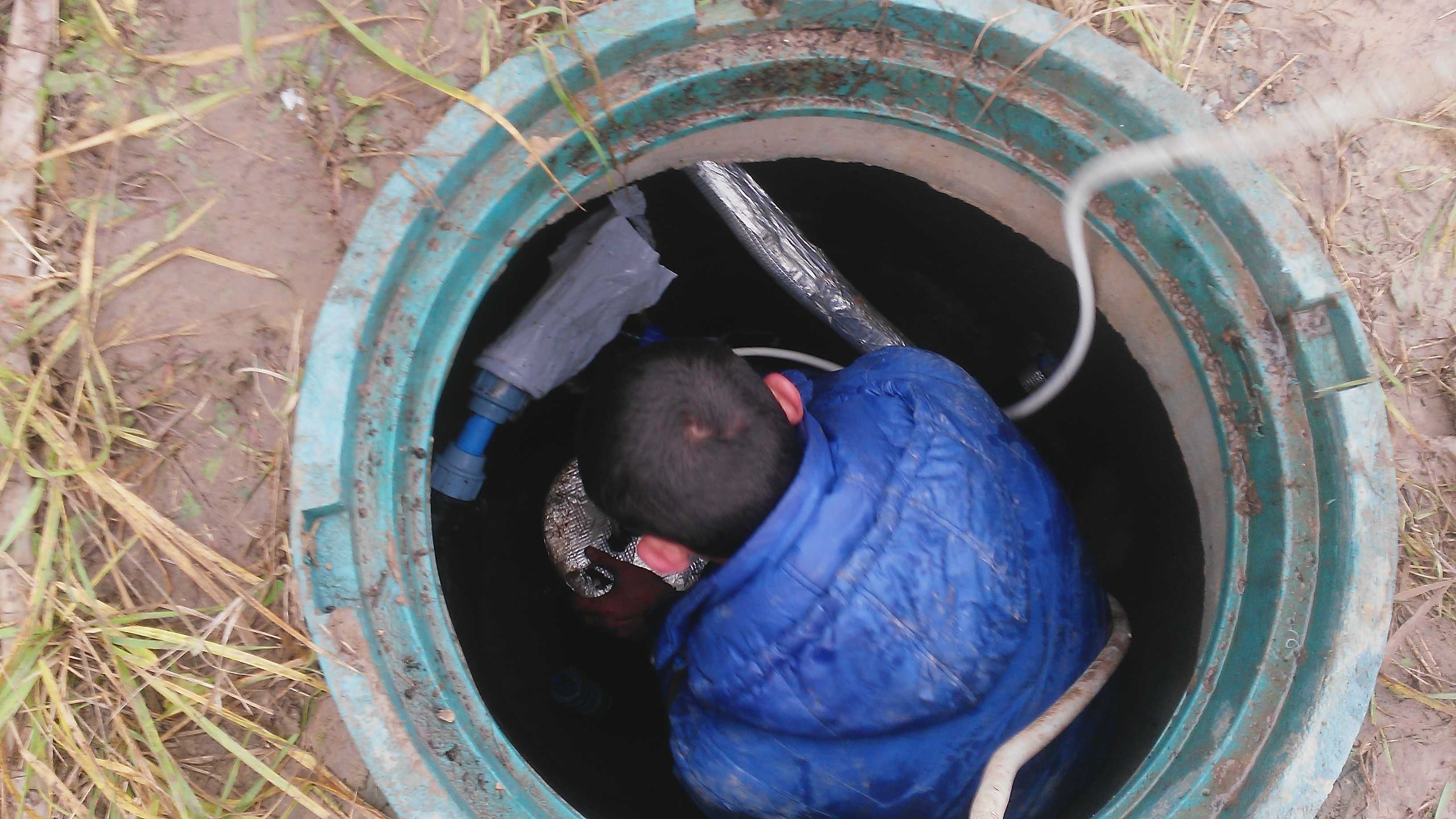 Ремонт насосов и насосных станций, бурение скважин для води