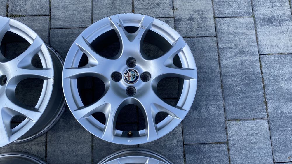 Felgi aluminiowe Alfa Romeo Mito 4x98 16 cali