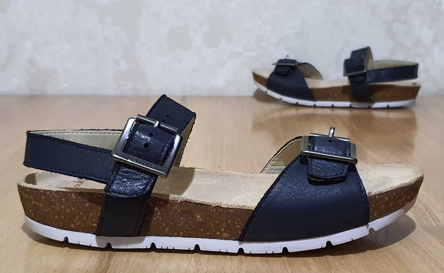 Босоніжки шкіряні Clarks River Sand 33,5 розмір