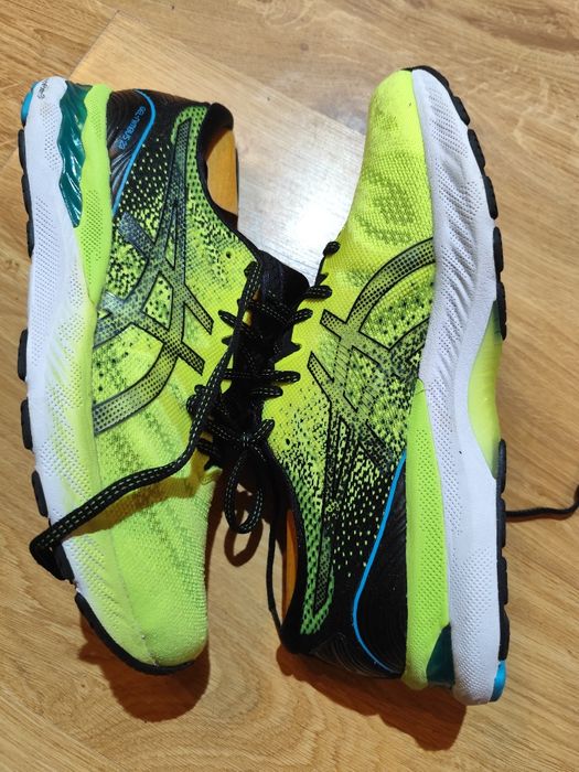 44/28-28.5 кросівки asics gel nimbus 23