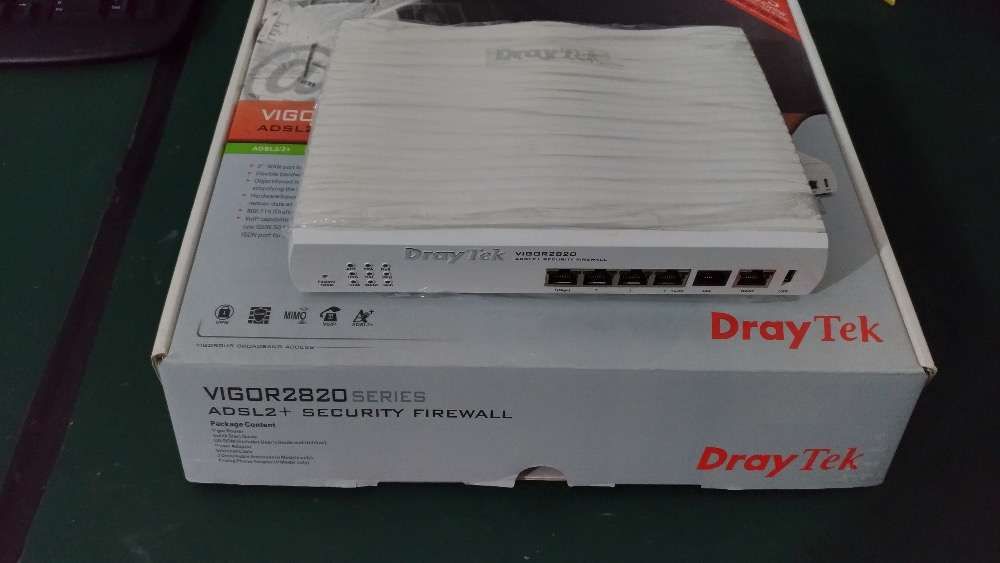 Router Draytek Vigor 2820