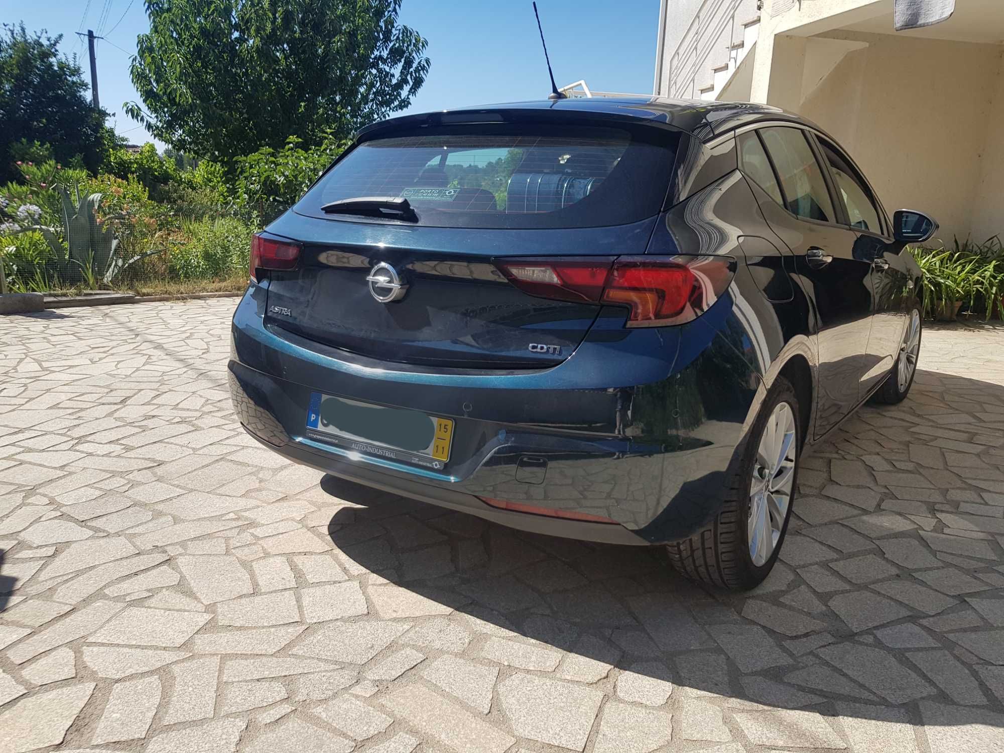 Opel Astra 11/2015