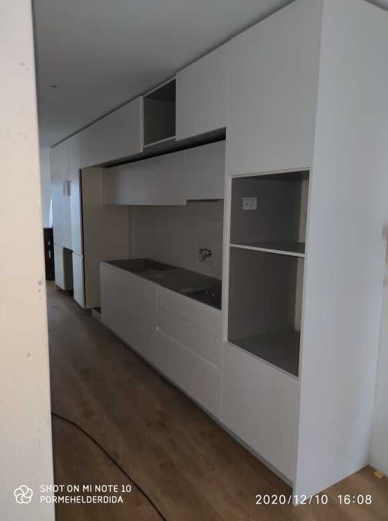 Montagem de cozinhas