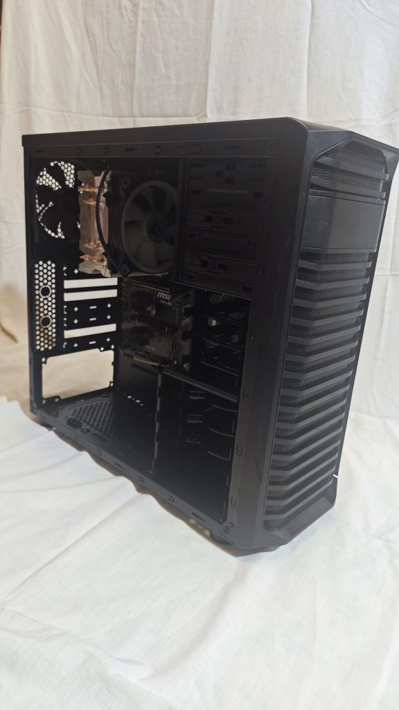 ПК на i7 9700k, msi z390-A PRO, ОЗУ 16 gb, БП 850W, без GPU