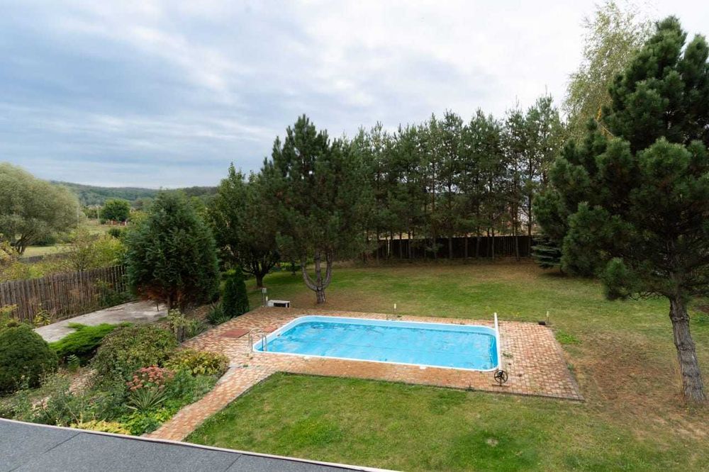 Продаж будинку 280 м.кв с.Великі Дмитровичі Обухівський р-н з ремонтом