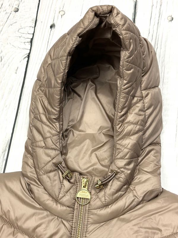 Barbour Miller Quilt Ocieplana Kurtka Damska Fibre Down Logo na Ramien