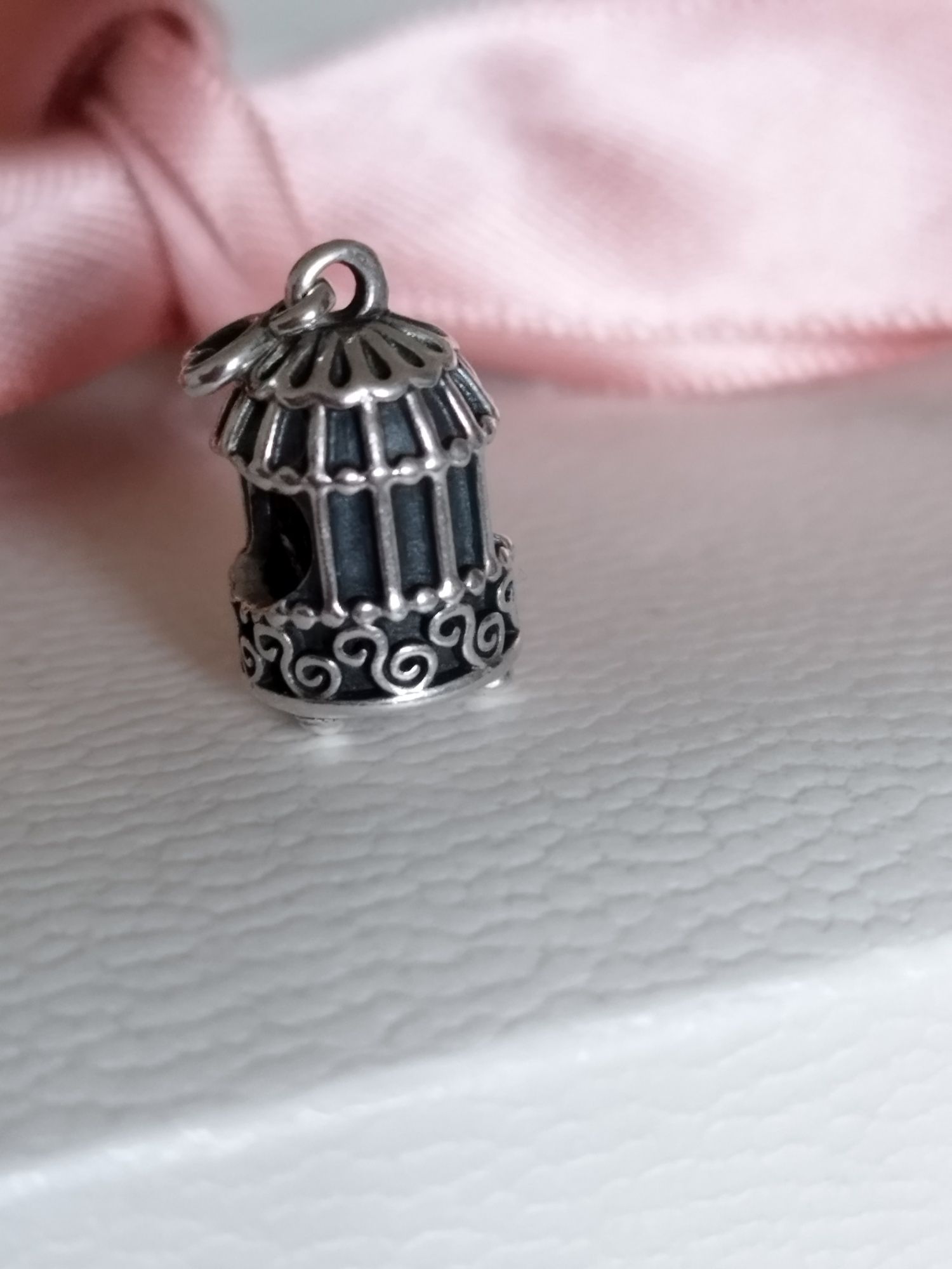 Pandora charms tt srebro złoto