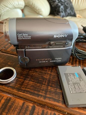 Видеокамера SONY DCR-HC90E
