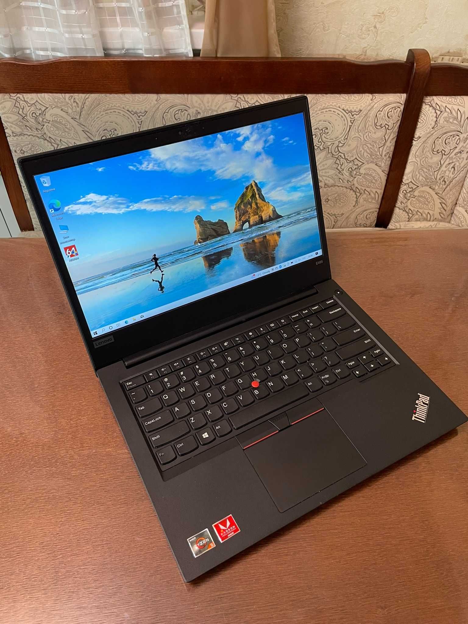 Ноутбук 14" FHD Lenovo Thinkpad E495 (Ryzen 5 3500U/8/SSD256/Vega 8)