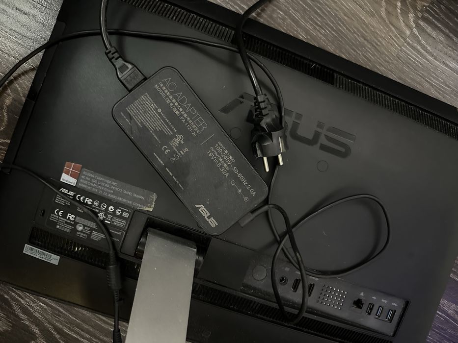 Asus моноблок ET22201 на запчастини