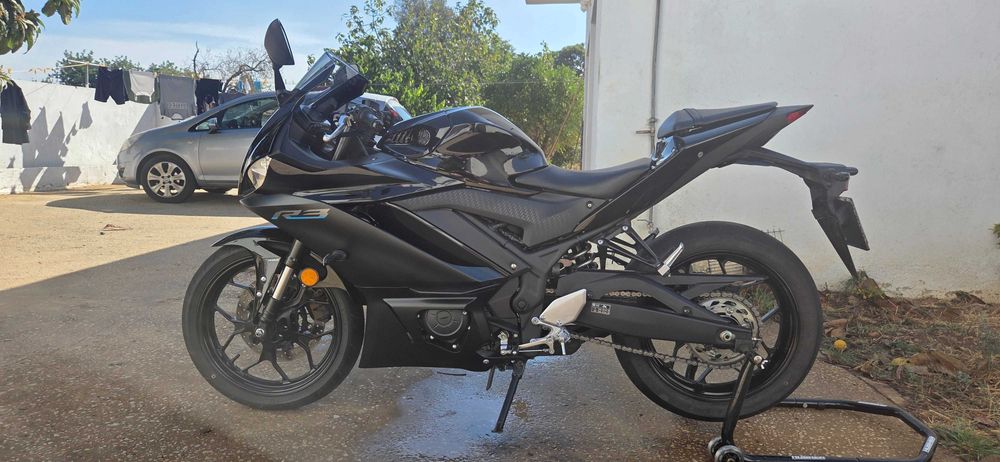 Yamaha YZF-R3 2023