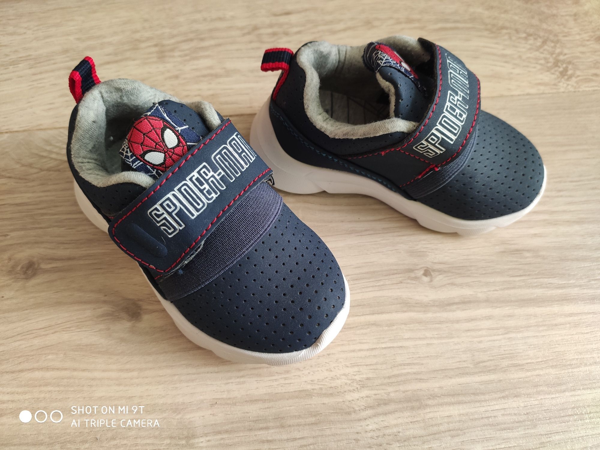 Adidasy chłopięce Spider-Man