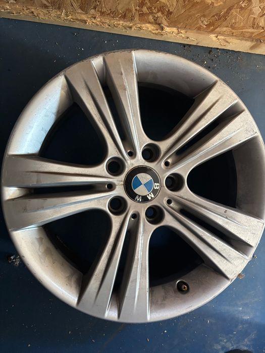 Vende se 4 jantes 17 bmw