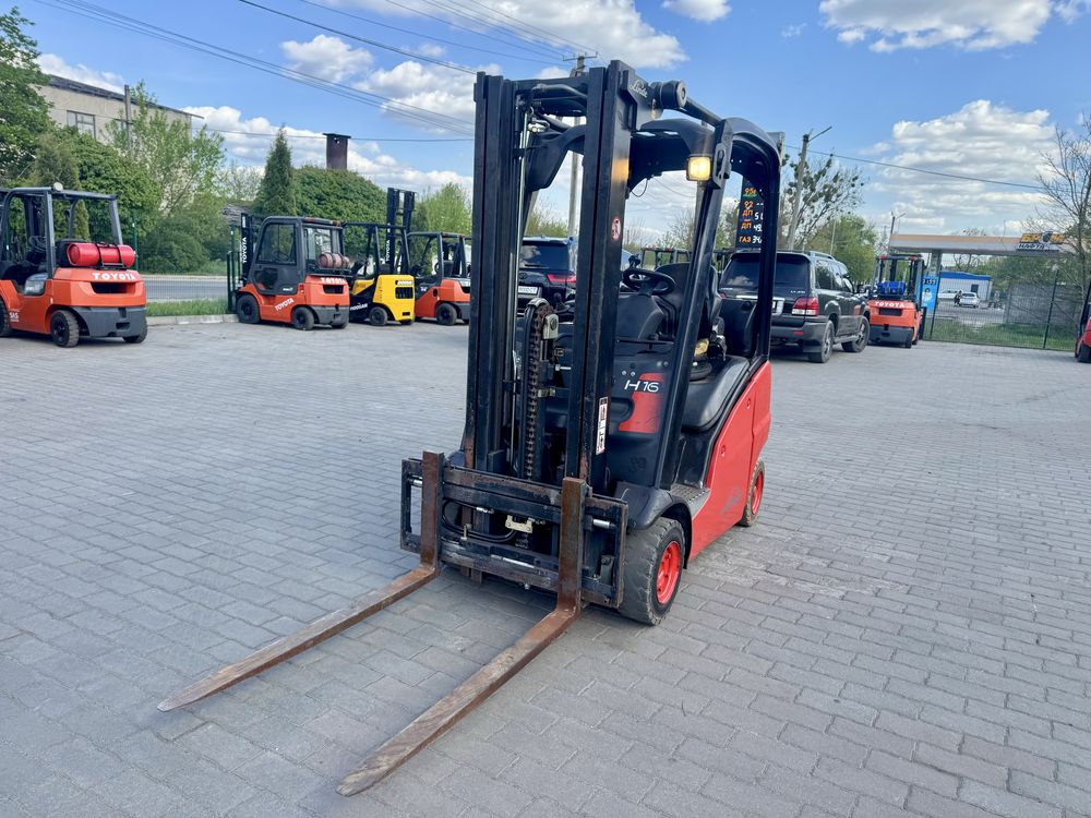 Навантажувач Linde H16-T погрузчик