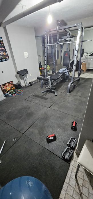 Máquina  Smith Machine Marcy Deluxe SM4000