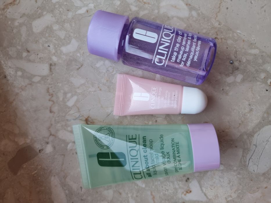 Clinique set moisturge surge lip