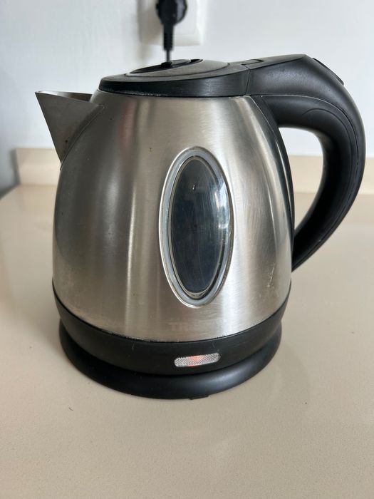 Chaleira elétrica Tristar