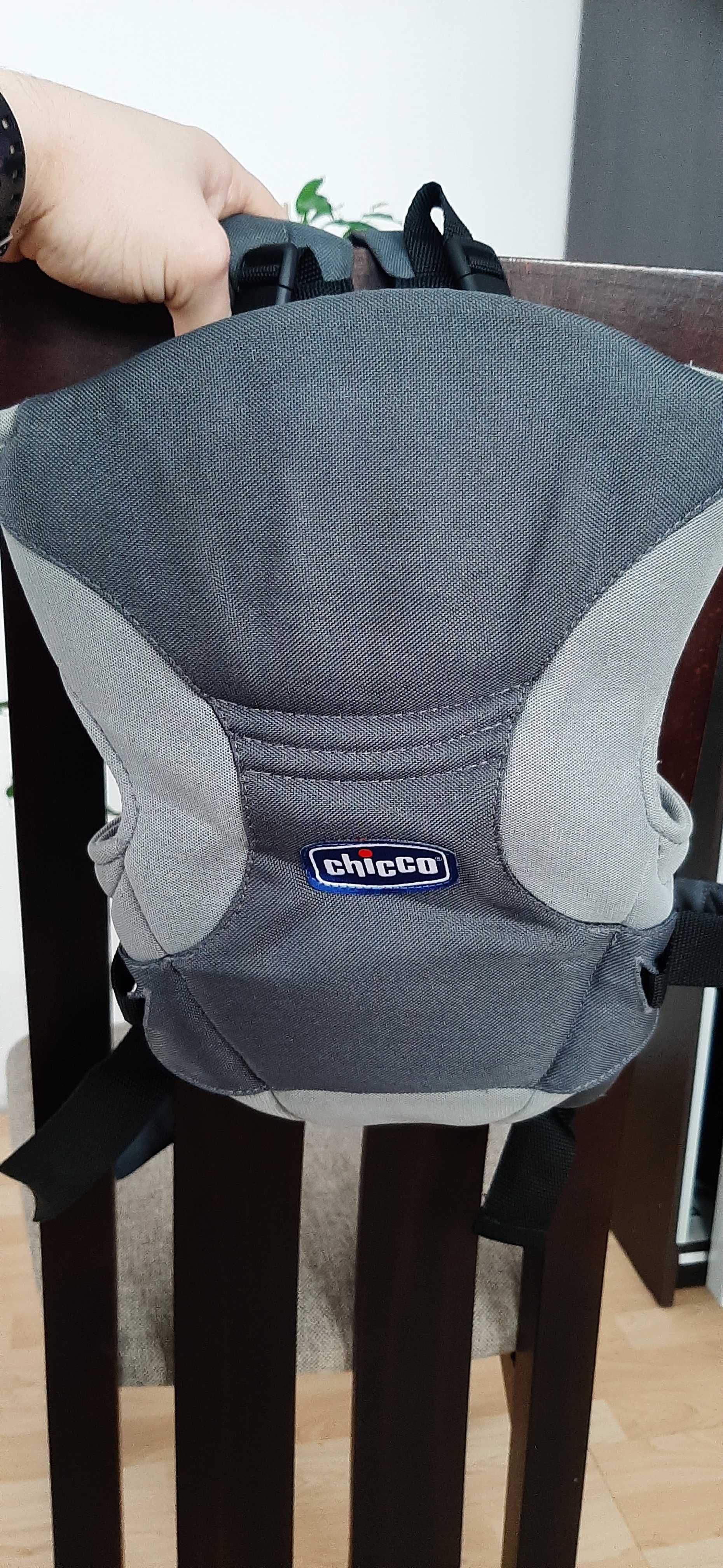 Nosidelko CHICCO 3.5 - 9 kg.