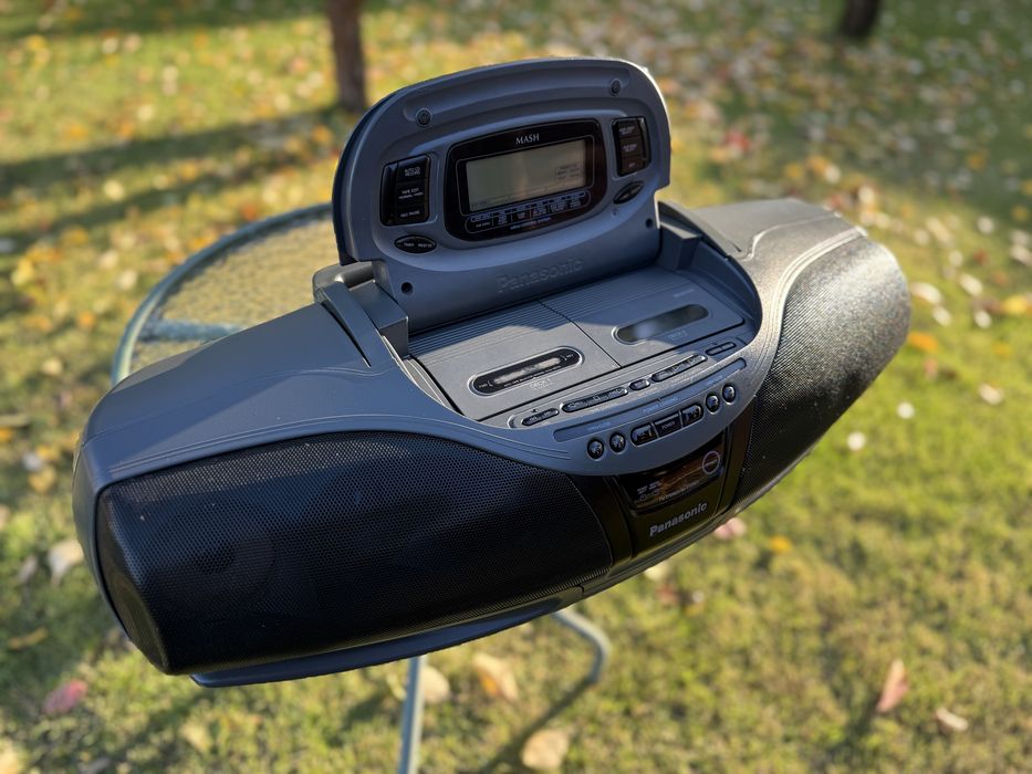 Продам магнитолу Panasonic RX-DT 75