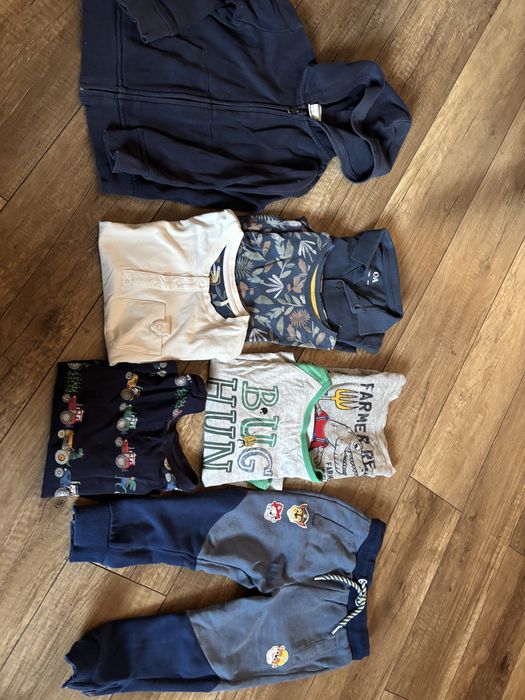 Zestaw 104: spodnie psi patrol, koszulki, bluza hm, c&a, smyk