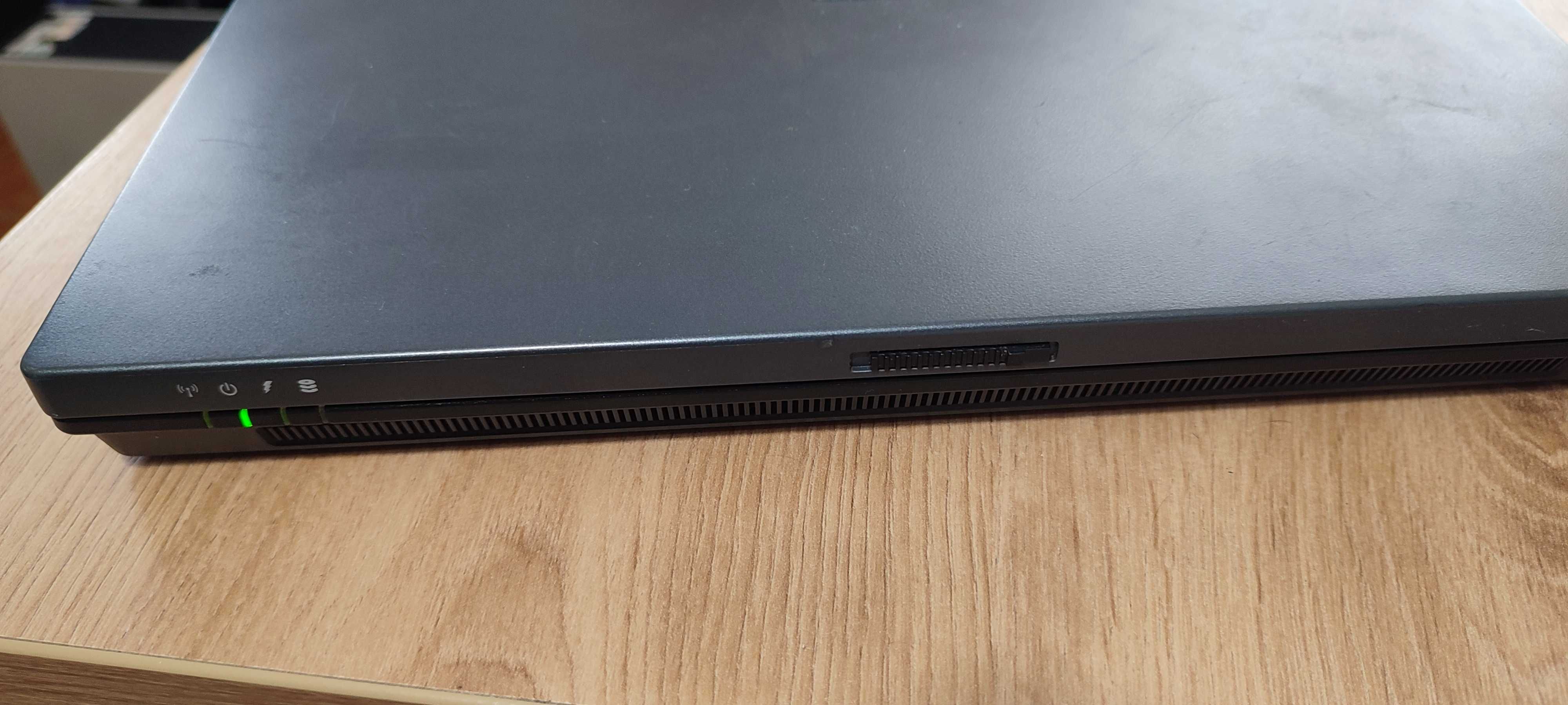 Laptop Compaq NX6110