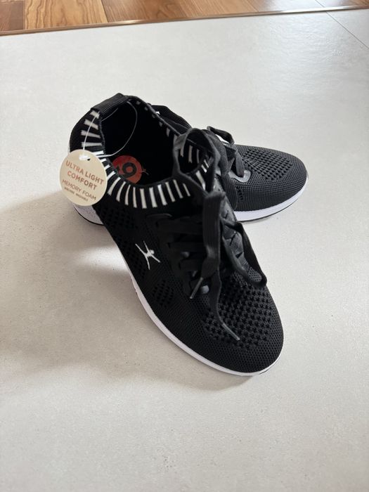 Nowe buty spottowe Danskin 37