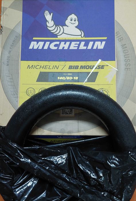 MOUSSE MICHELIN M-02 DESERT para roda de trás 18'' (140/80-18), nova.