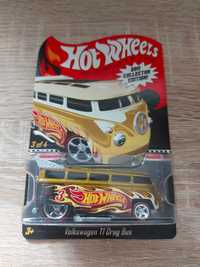 Hot Wheels Volkswagen VW Transporter T1 Drag Bus 2011